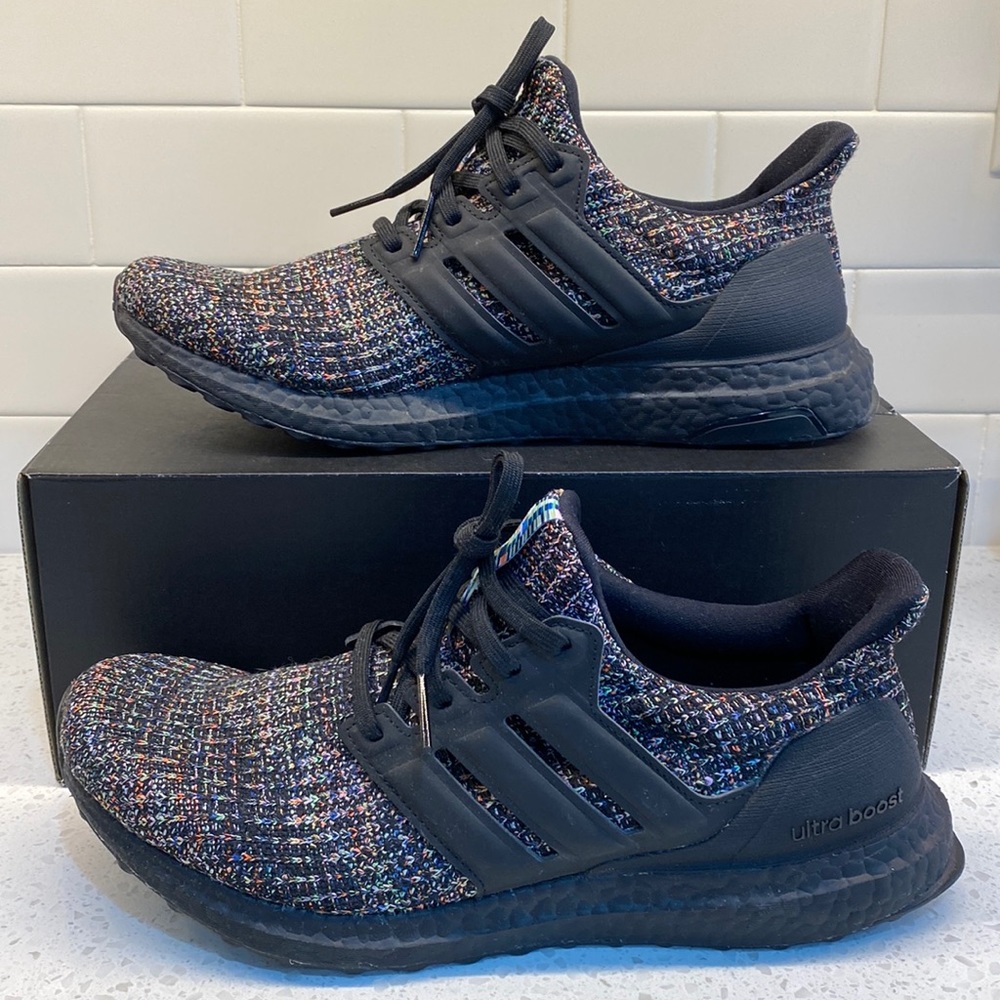 Mens - Adidas Ultraboost Black/Multicolor Excellent Condition - Size 9